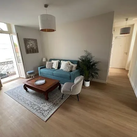 דירה Centre * Terrasse * Clim * Wifi * De Gamme * אנגולם